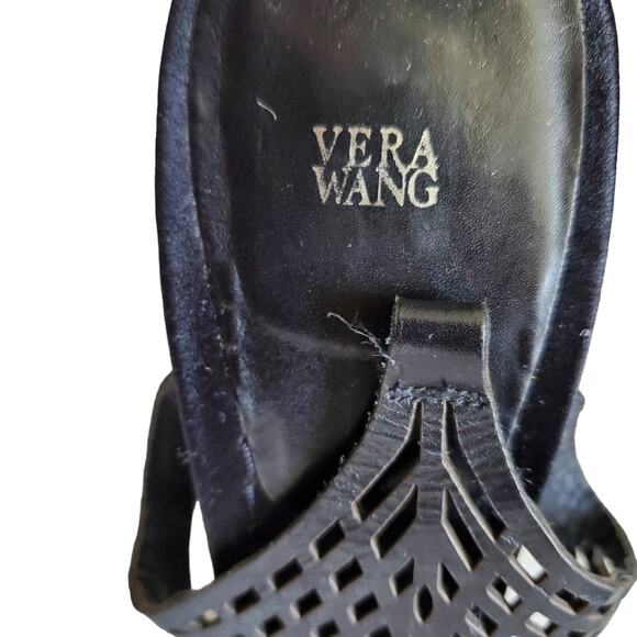 Vera Wang x Stuart Weitzman Vintage Laser Cut Heels (6.5) - Picture 2 of 6